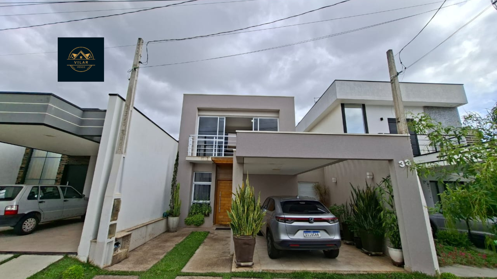 Casa no Condomínio Jardim Park Real em Indaiatuba com 4 Quartos, 2 Suítes e Área Gourmet